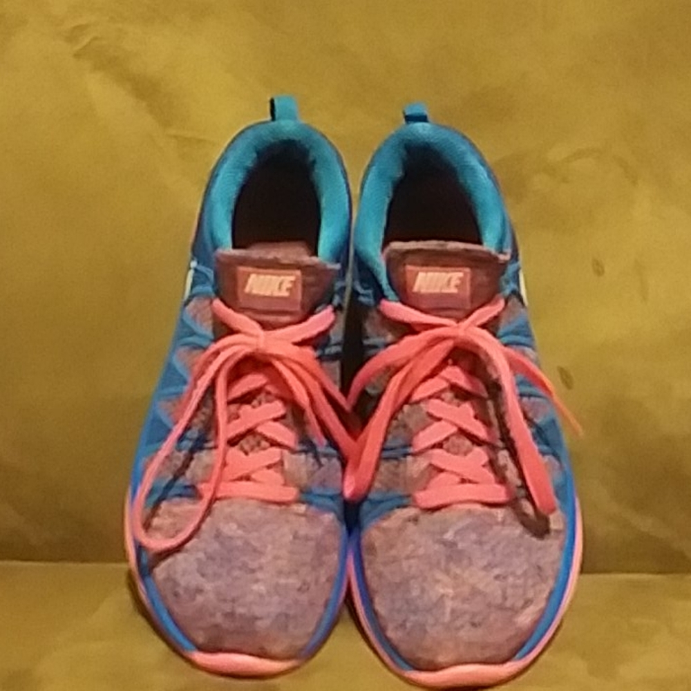 Nike Flyknit Lunar 2 - Picture 2 of 5